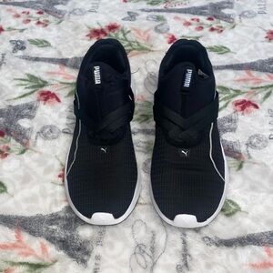 Puma Slip On Running Shoes Size 8.5